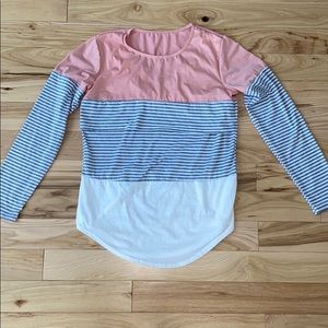 Woman’s maternity long sleeve
